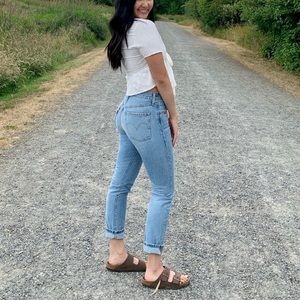 Light wash 501 Levi jeans